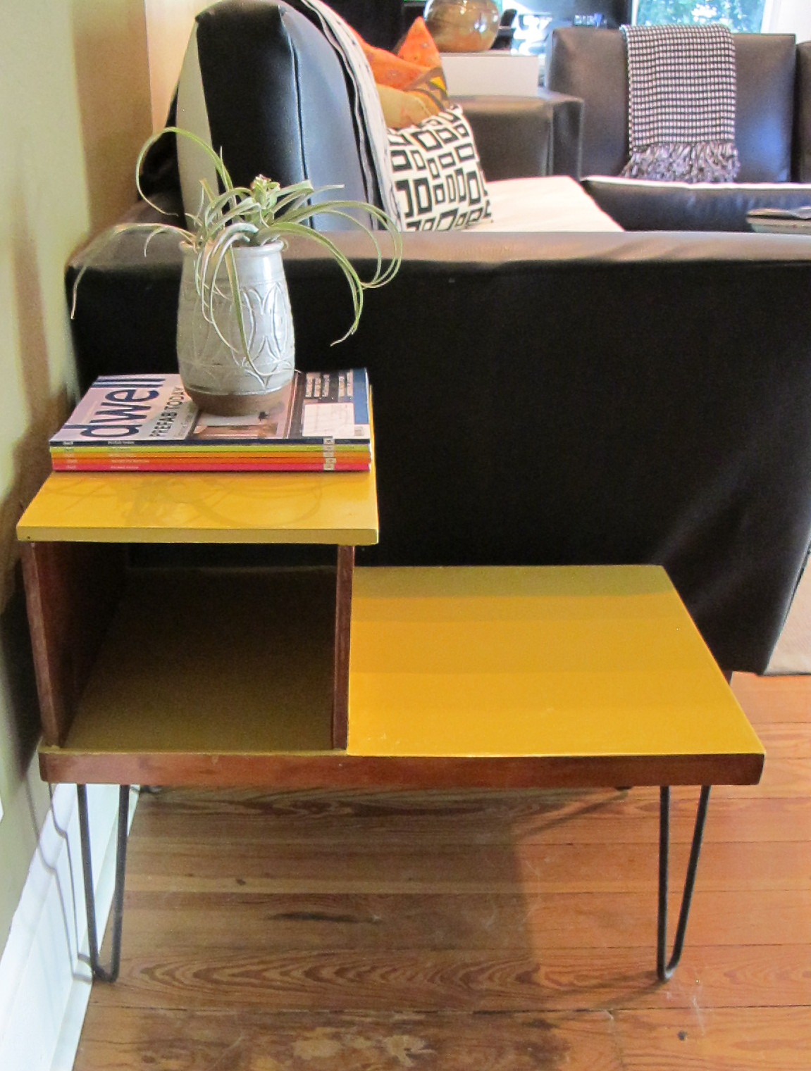 Christie Chase 371...hairpin end table