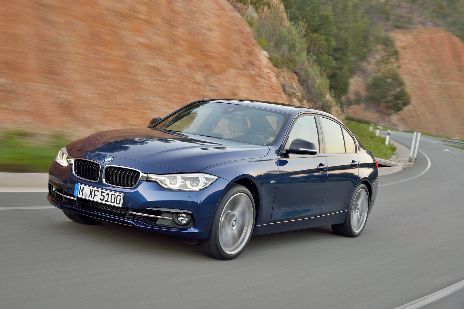 2016-BMW-3-Series-LCI38.jpg