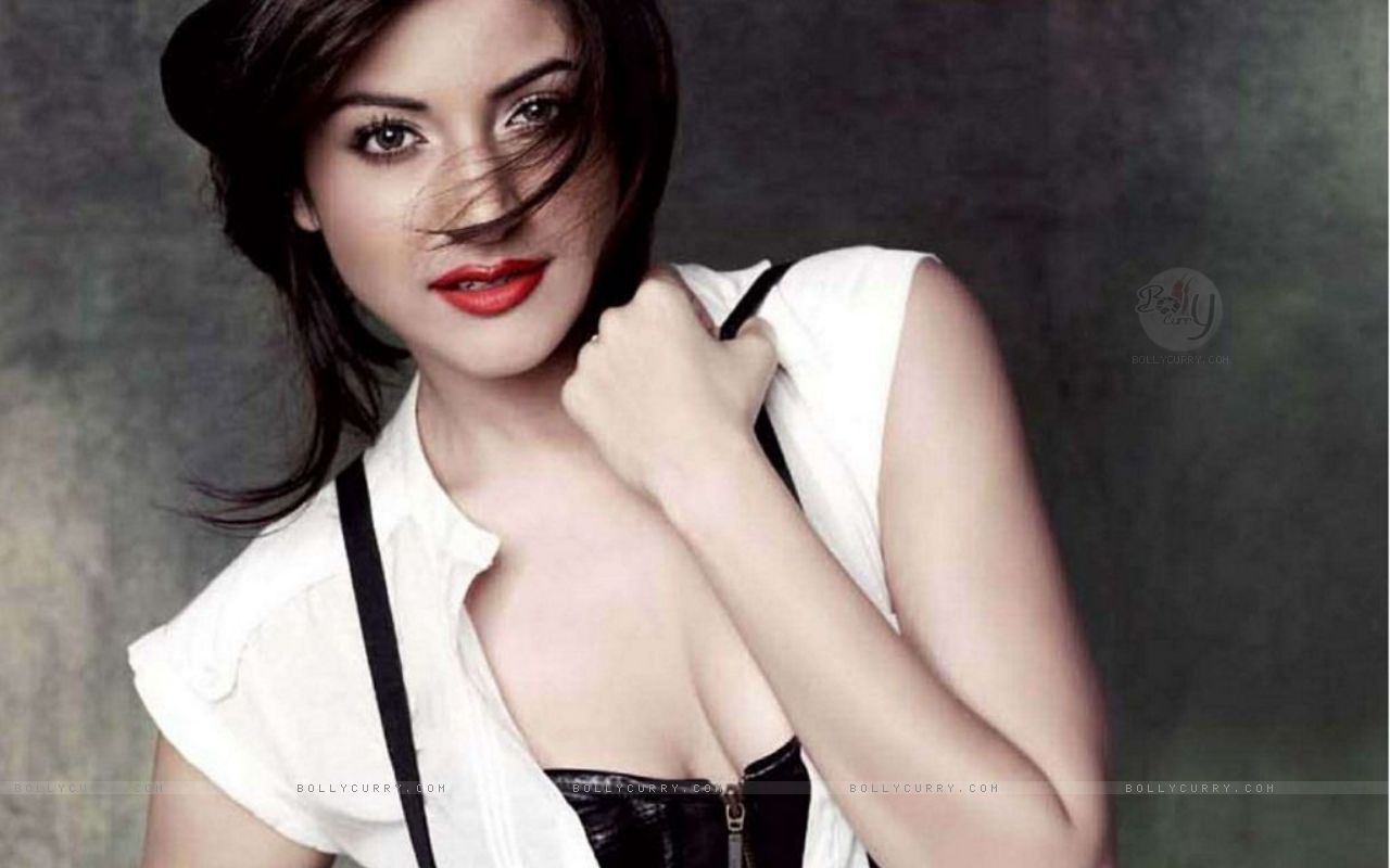 Bong HD : South Indian Actress HD Pics