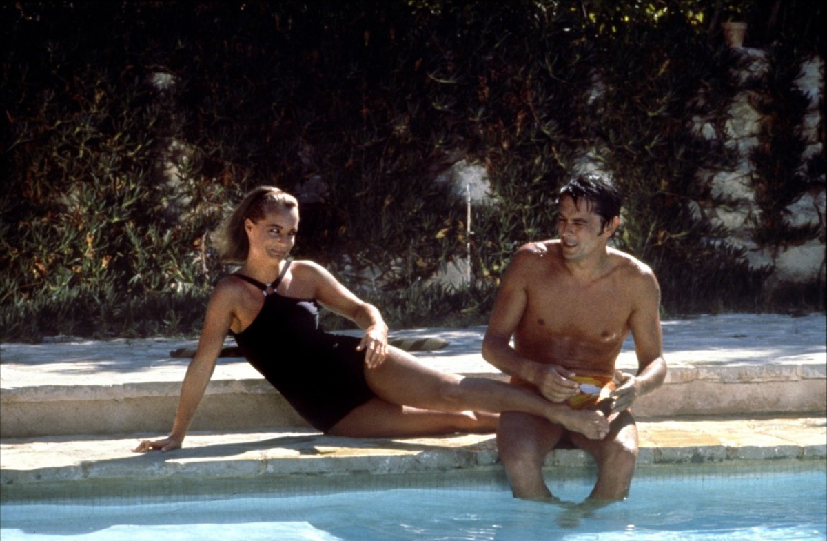 http://2.bp.blogspot.com/-1nfFbkqw6TQ/Tc7CN4tl3dI/AAAAAAAACQk/yoispSu5wIA/s1600/photo-La-Piscine-1969-18.jpg