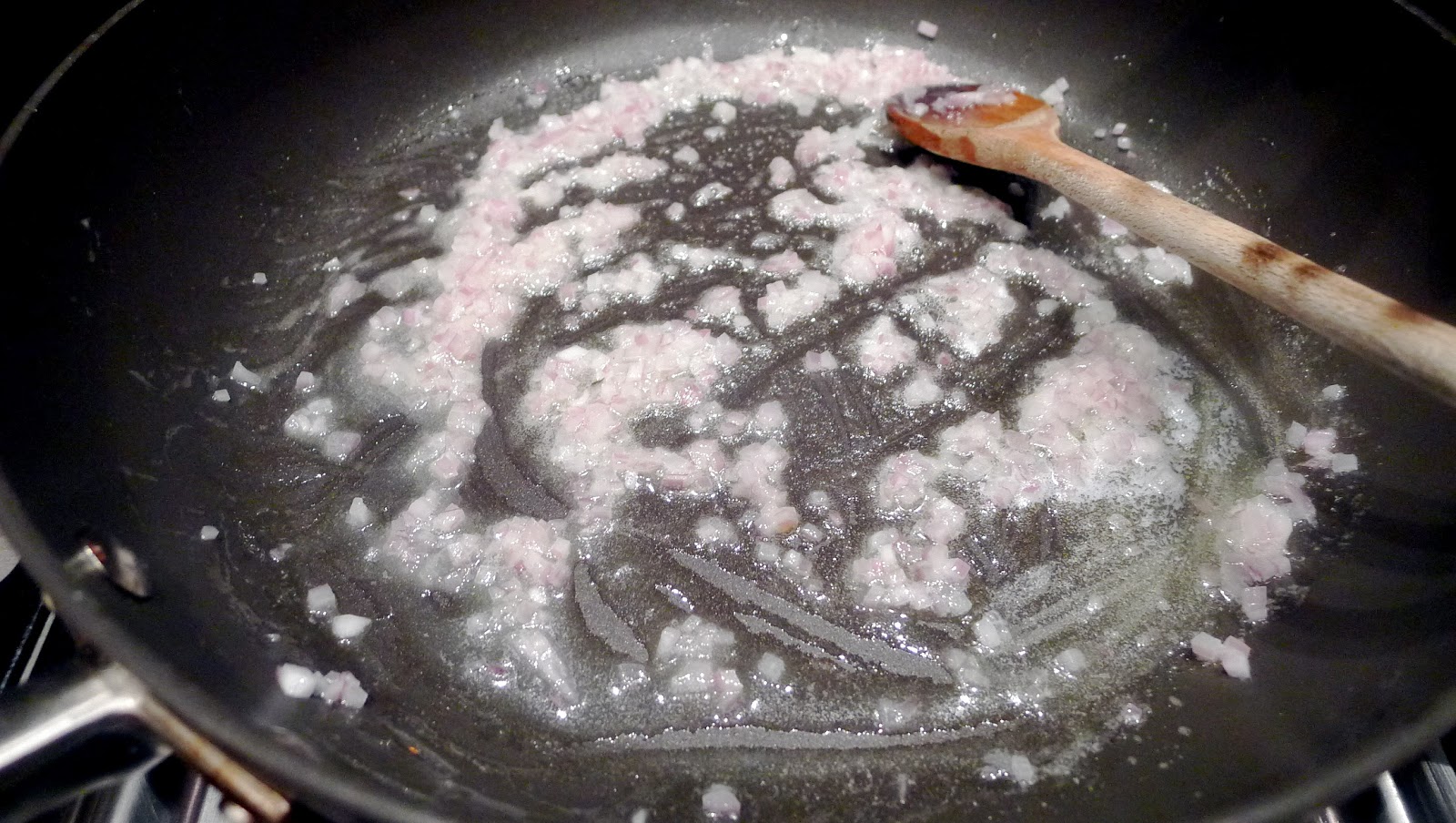 newFOOD tuesdayz Lobster Ravioli with Tomato Cream Lobster Sauce