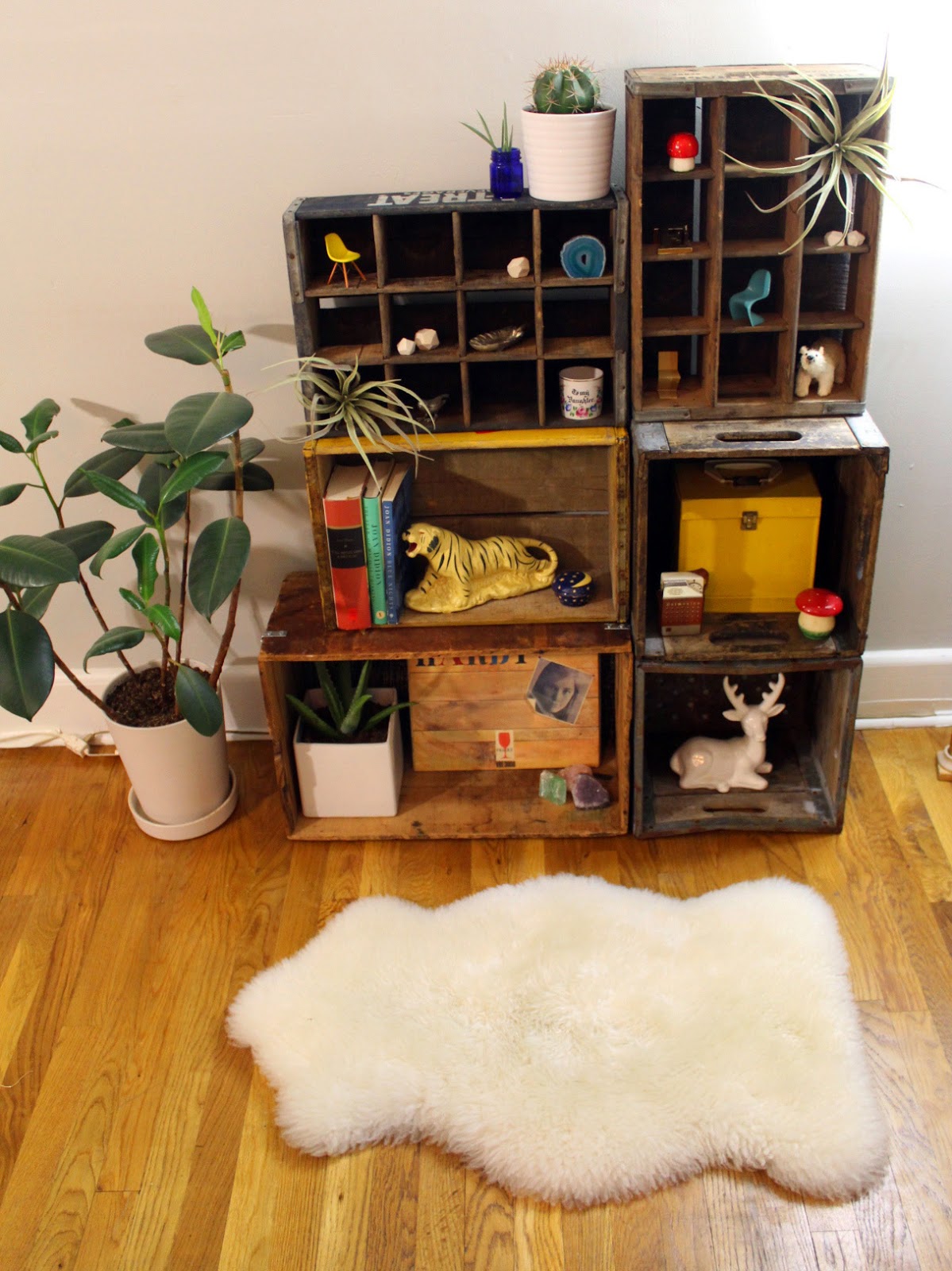 Nest Episode 2 // 3 Ways to Organize with Vintage Crates