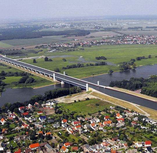 [Image: magdeburg-water-bridge3%255B2%255D.jpg]
