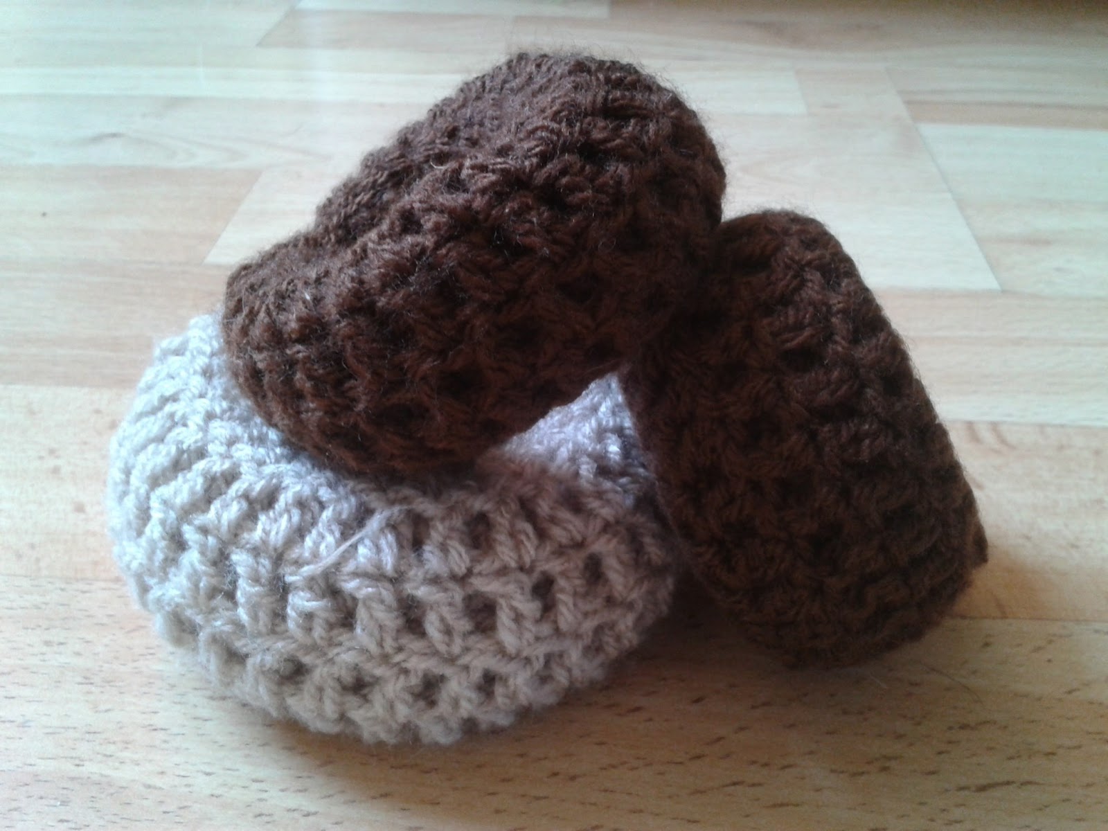 Crocheted Bun Makers