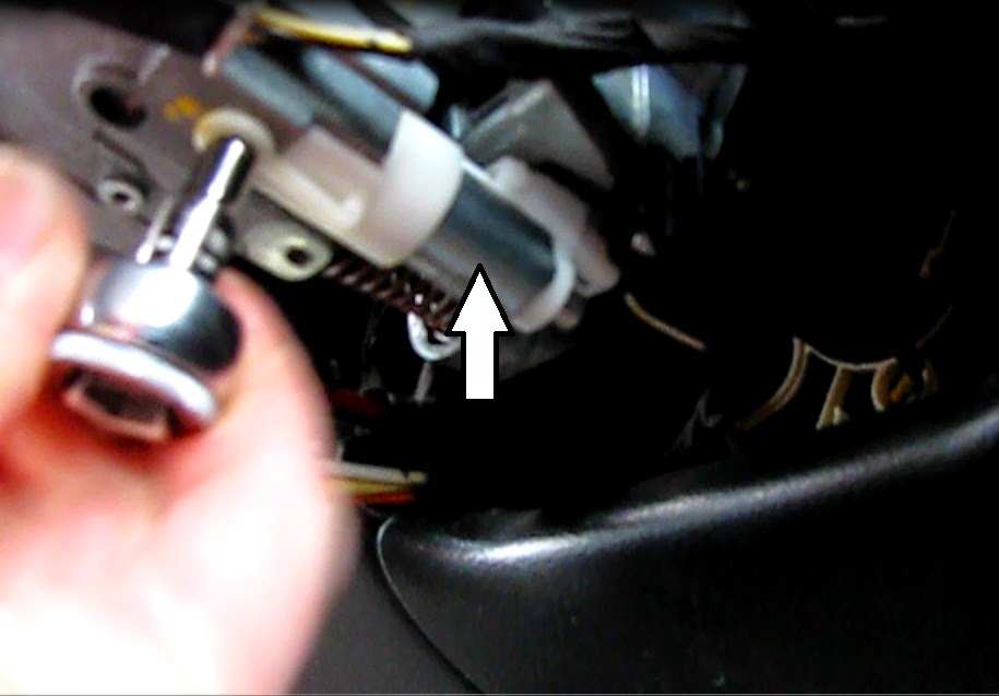 The Original Mechanic How to fix a key stuck in the ignition on a GM