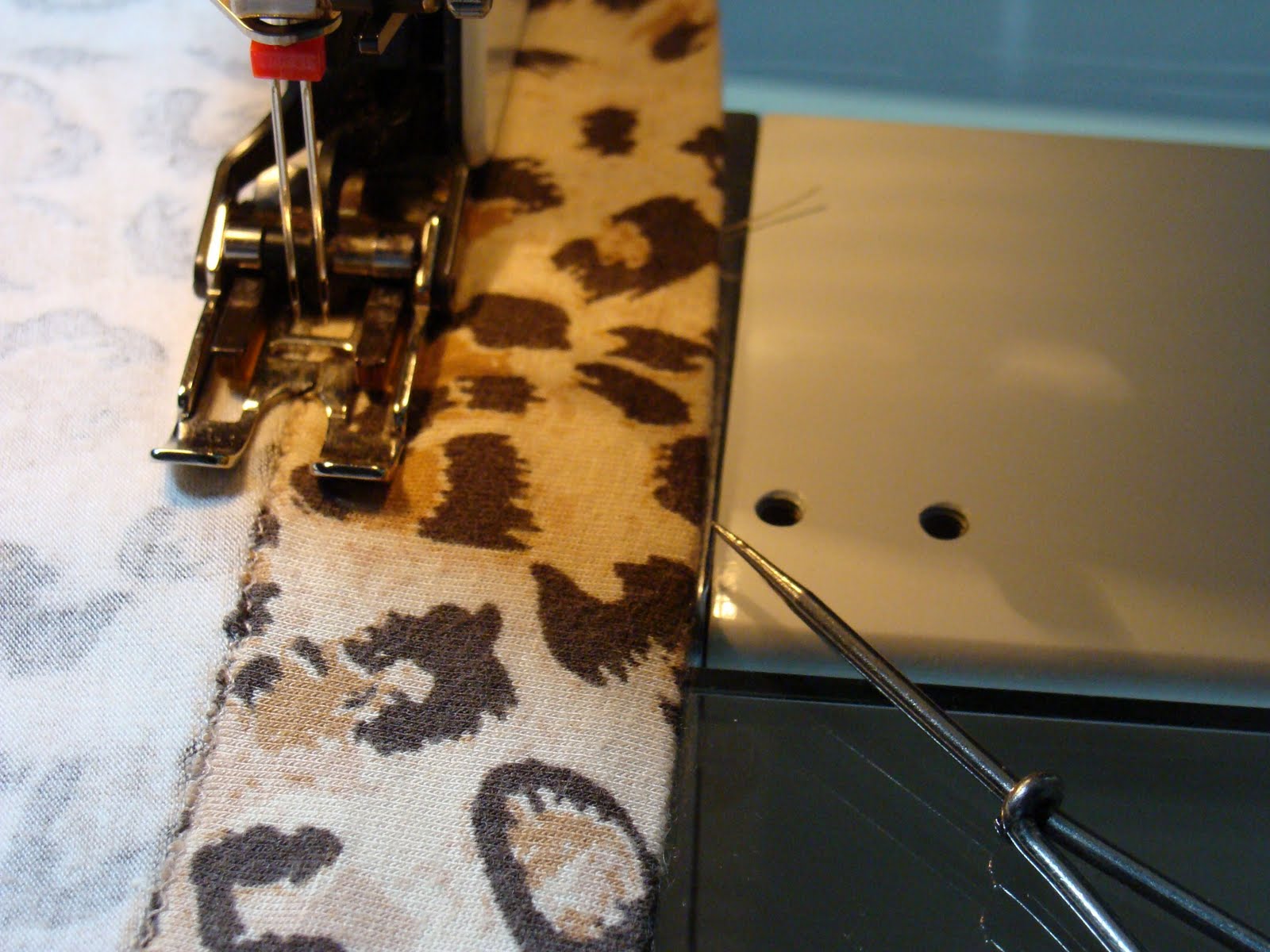 SewBarbie Hemming Knits with a Double Needle on your Sewing Machine