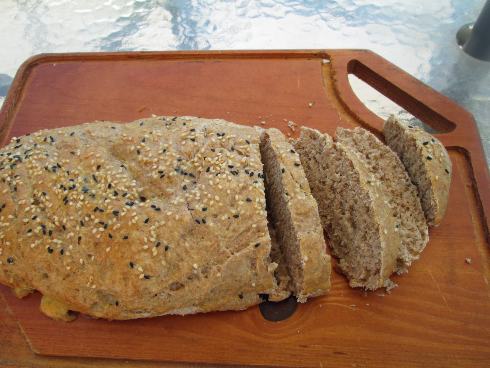 Canela kitchen (gloria) German whole wheat bread