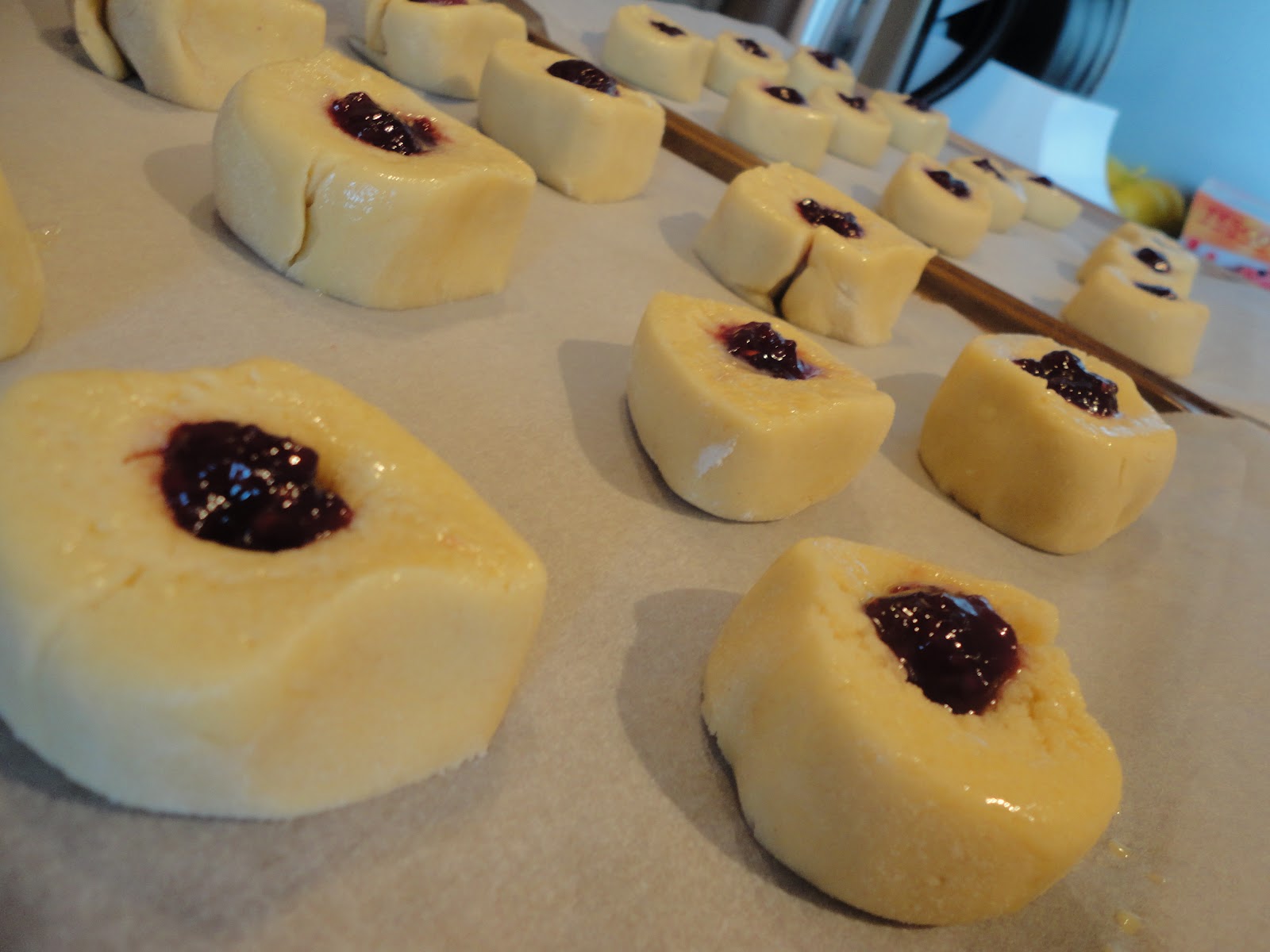 Babaduck Retro Raspberry Buns