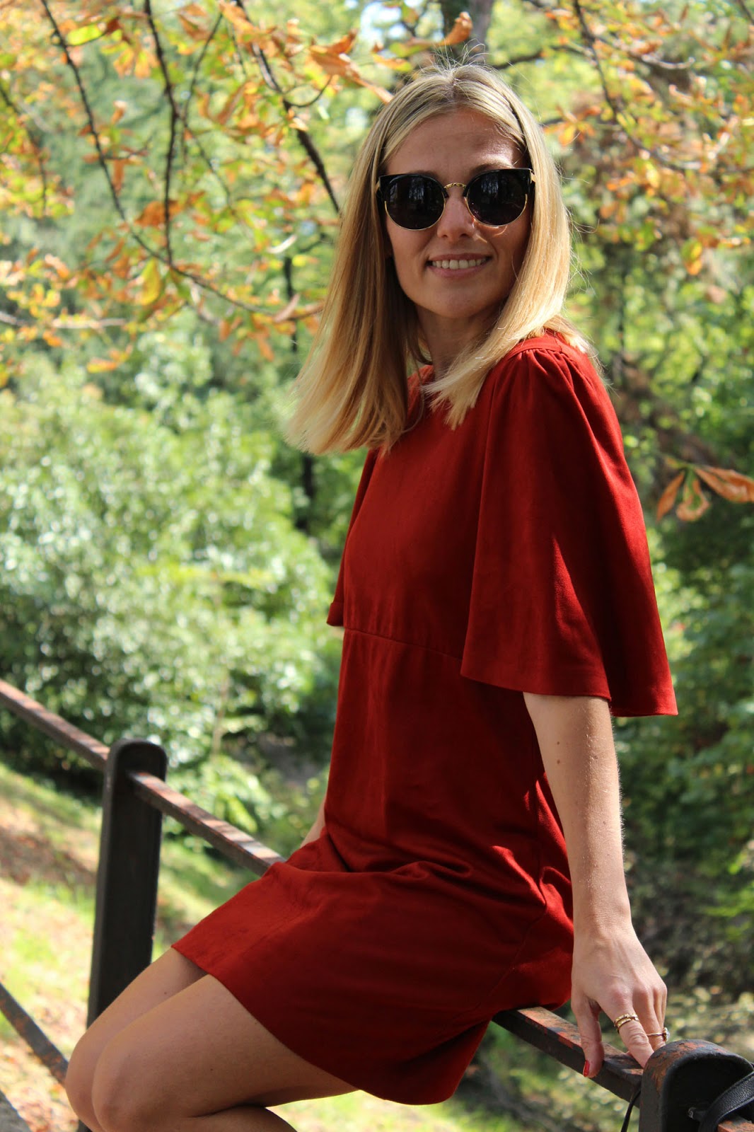 Eniwhere Fashion - Zara red dress