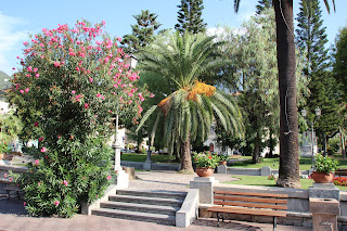 Het grootste overzicht populaire, (luxe), (familie) campings aan de Italiaanse bloemenrivièra, Ligurië (Campings & Kamperen bloemenrivièra) vind je op: www.italiaansebloemenriviera.nl Het grootste overzicht populaire, (luxe), (familie) campings aan de Italiaanse bloemenrivièra, Ligurië (Campings & Kamperen bloemenrivièra) vind je op: www.italiaansebloemenriviera.nl