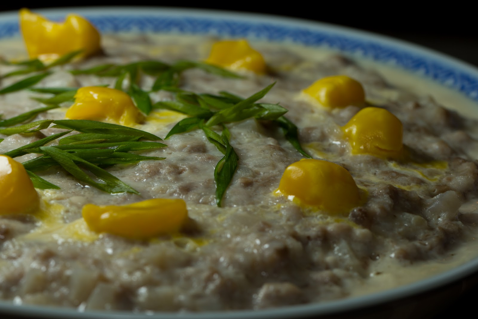 kruizing with kikukat Steamed Pork Hash