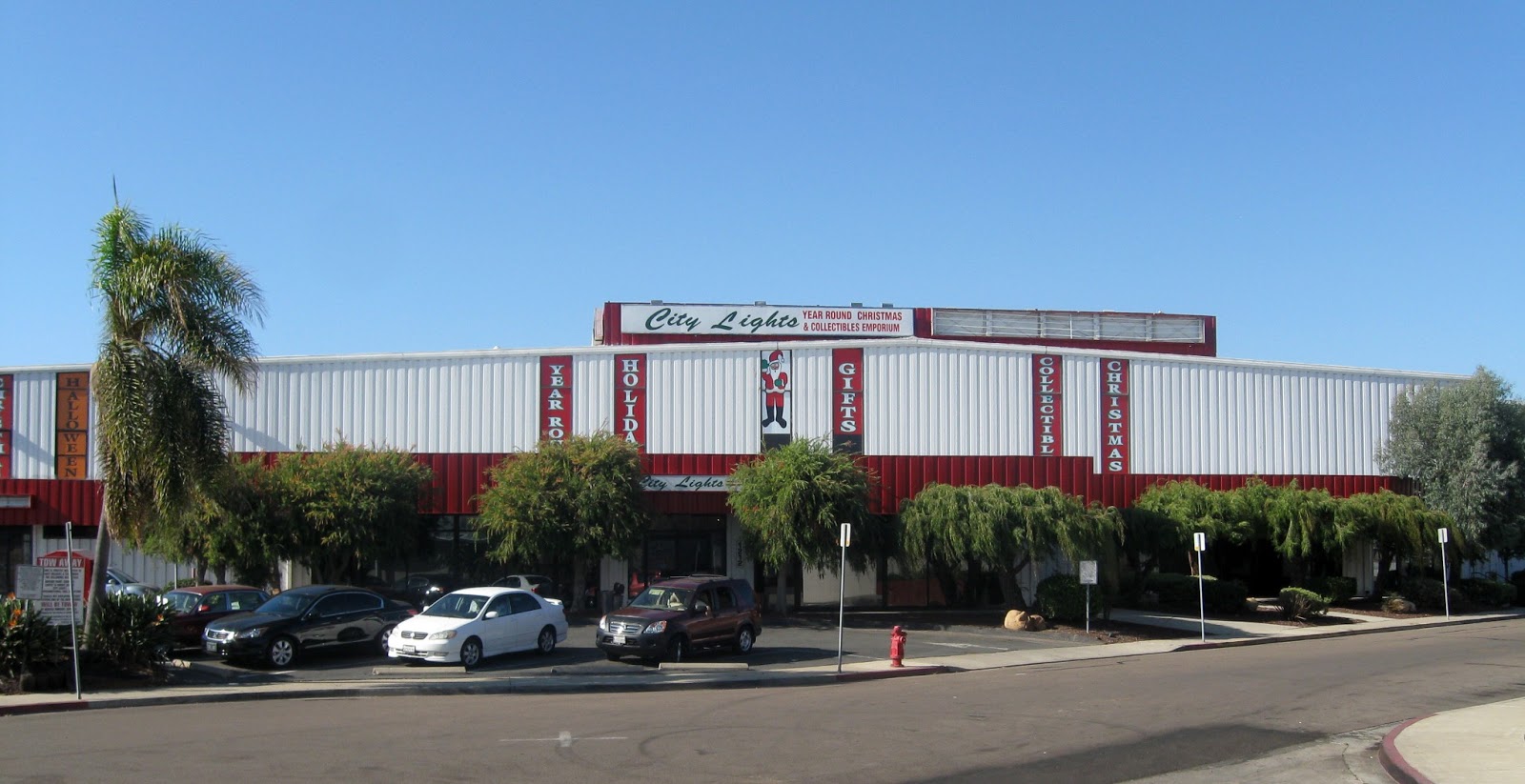 'Tis The Season: Christmas Destinations For Summer Vacations!