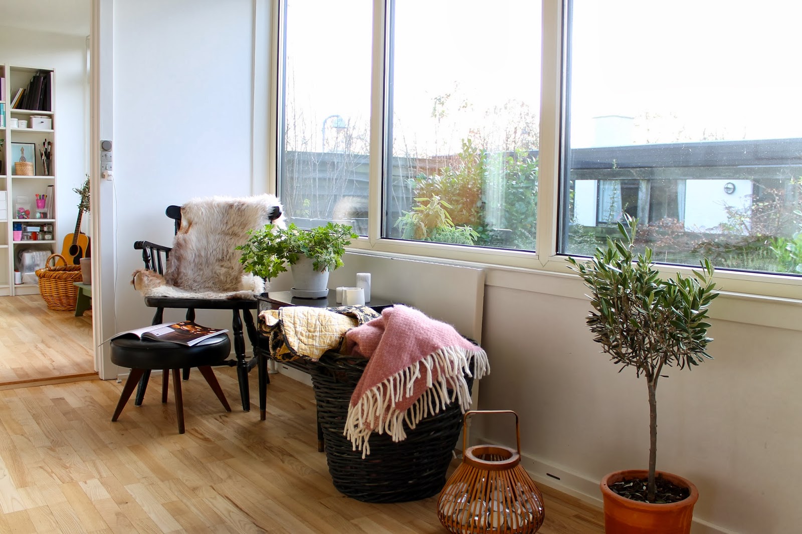 More delisious: stemning fra en solrig stue