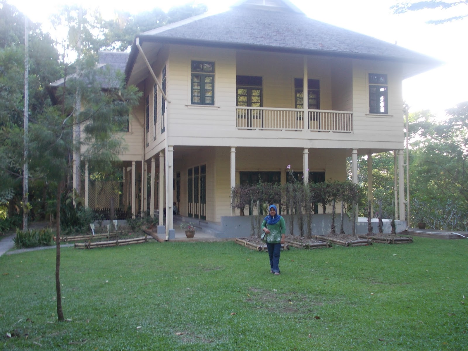 DENGARLAH CERITAKU: RUMAH IDAMAN