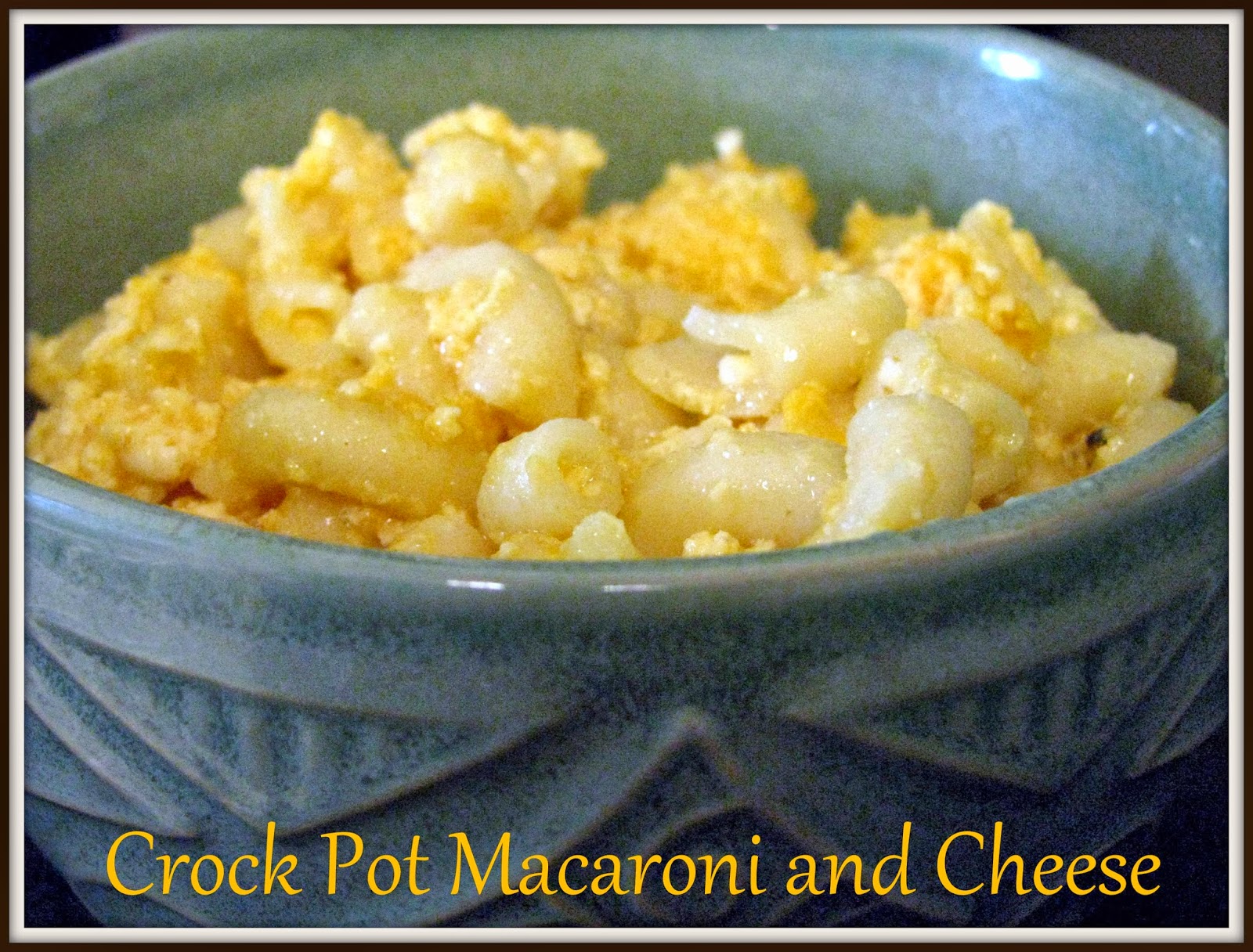 Grey House Green Door Crock Pot Macaroni and Cheese