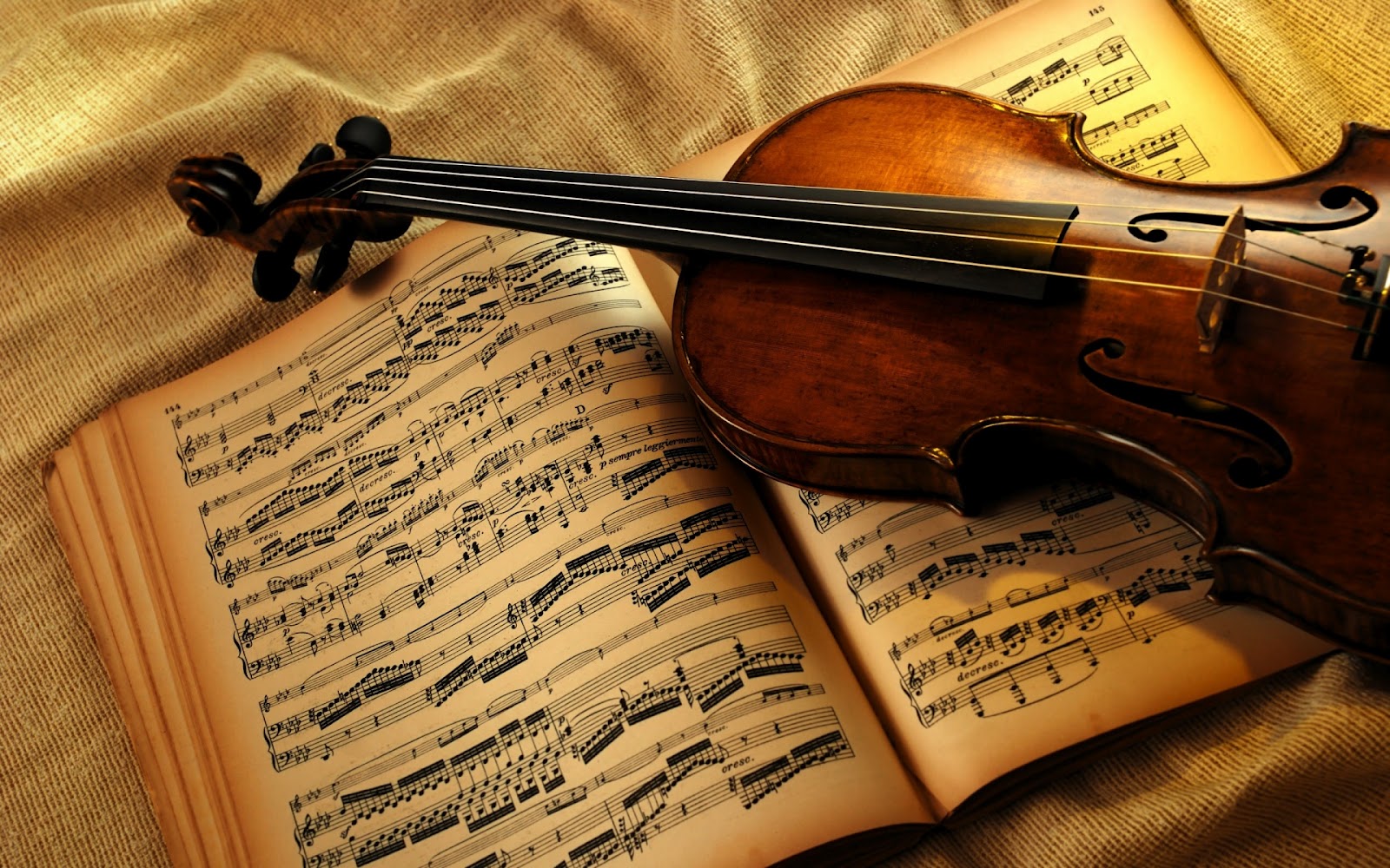 http://2.bp.blogspot.com/-1zzyLf7wZ6Q/T0zQZPJEP5I/AAAAAAAAEJo/5Dh6d-eEJog/s1600/Violin%2BVintage%2BHD%2BWallpaper.jpg