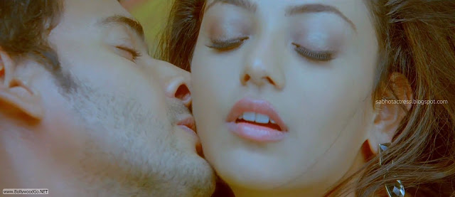 Kajal Agarwal Hot Lip Lock Pics | inamikk