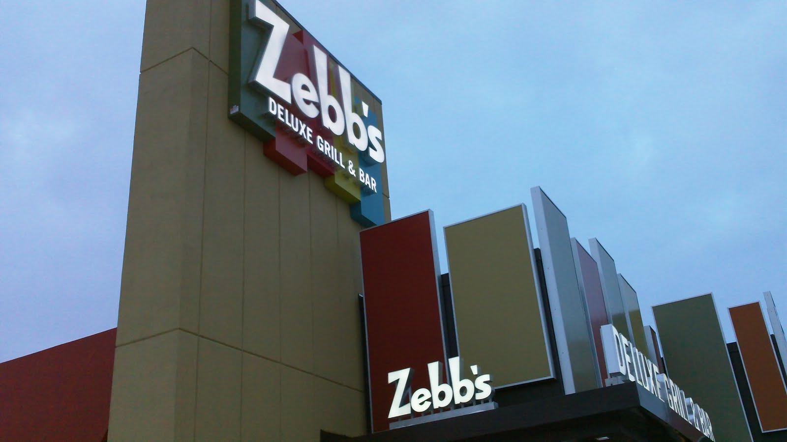 Rochester Westside Grub Zebb's Deluxe Grill and Bar