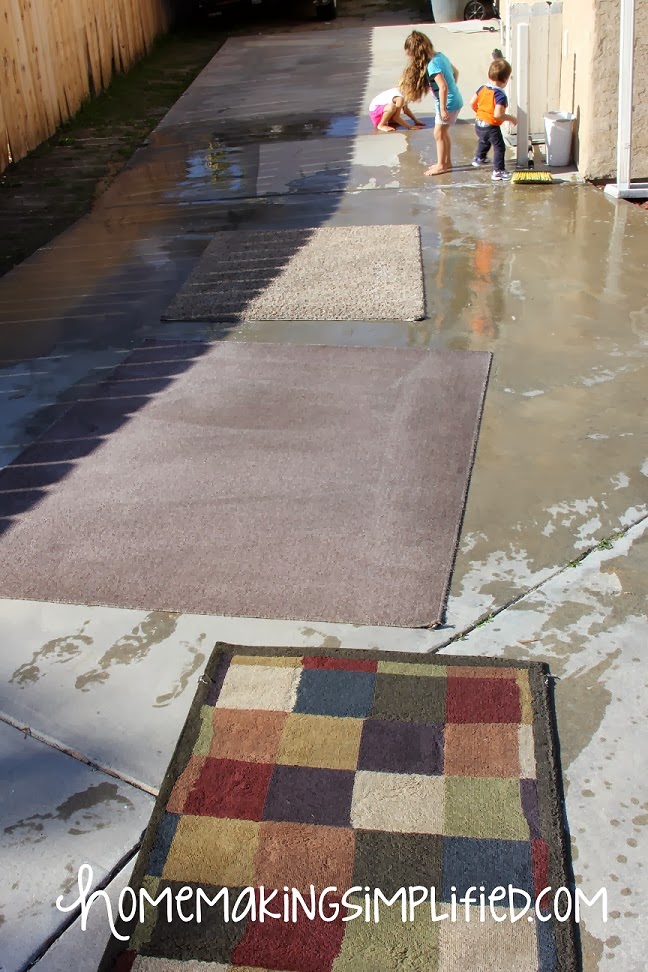 Homemaking Simplified How to Easily Wash and Dry Your Rugs without a