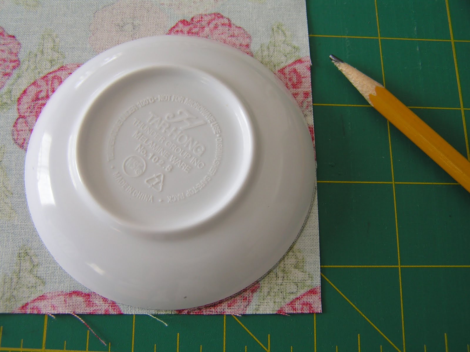 Tea Rose Home Dollar Store Project / Eyeglass Case to Sewing Kit Case