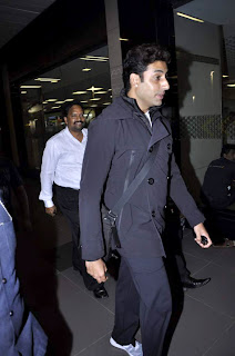 Abhishek Bachchan returns from Chicago 