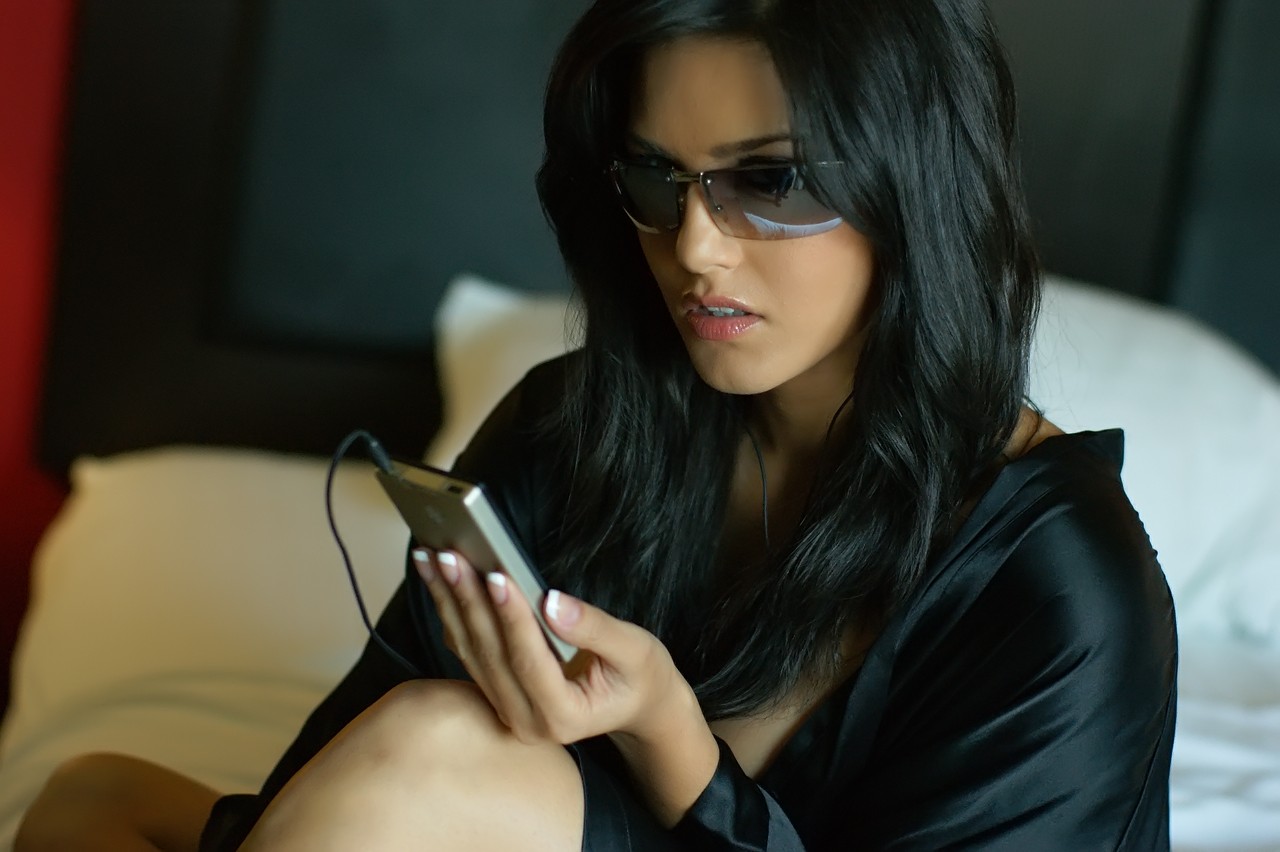 Zangmate Funny Sms Jokes Wallpapers Quotes Bollywood Amazing thumb