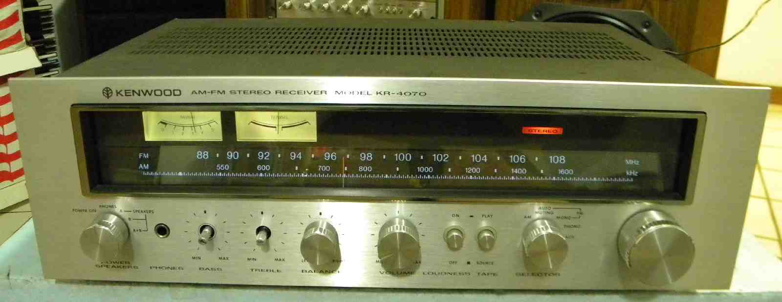 Kenwood KR4070 Analog Stereo Receiver AudioBaza
