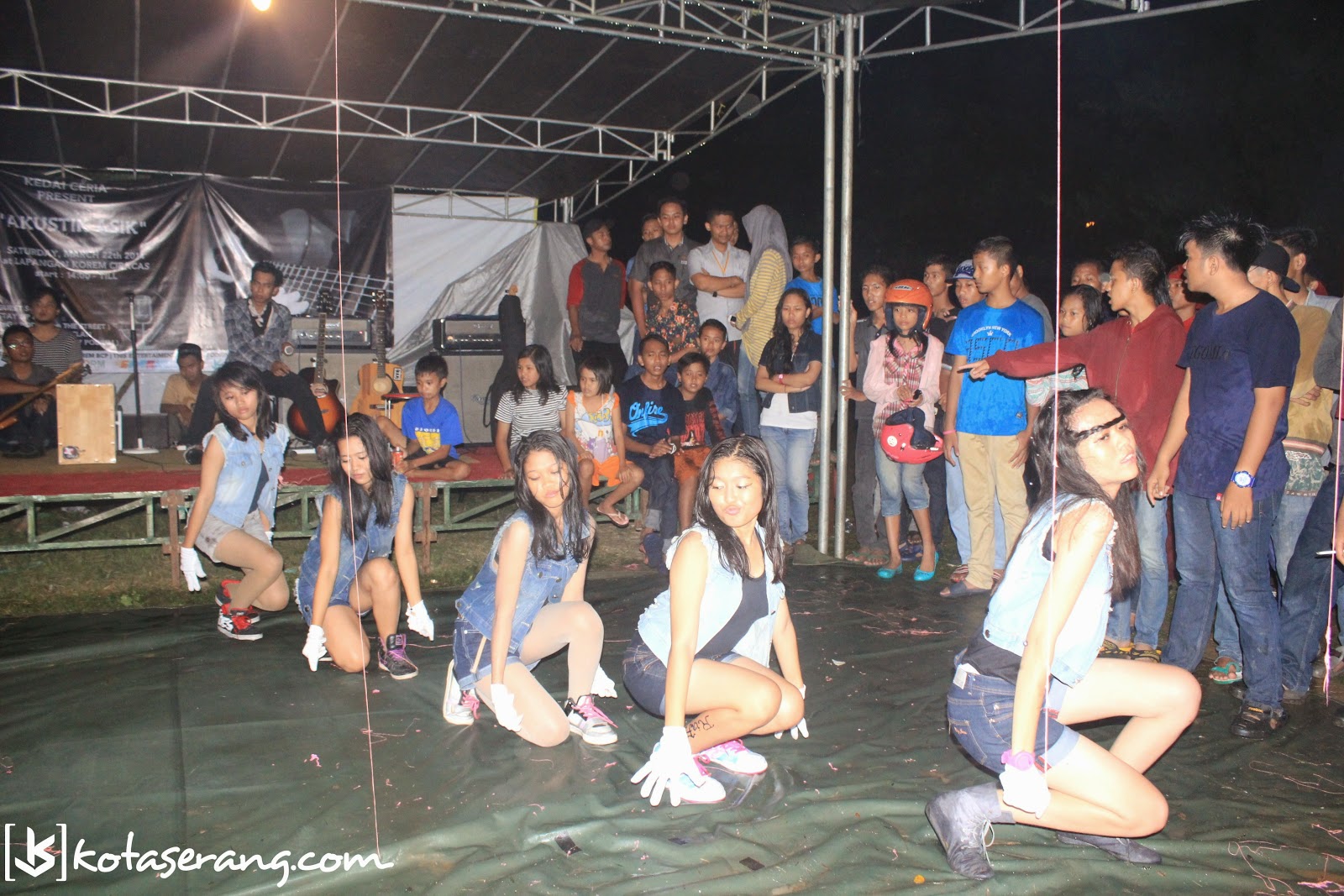 Event - Akustik Asik By: kedaiceriaa, CiRKoRM dan KotaSerang Event - Akustik Asik By: kedaiceriaa, CiRKoRM dan KotaSerang