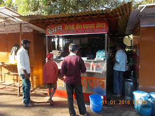 Snack stalls on Market road.