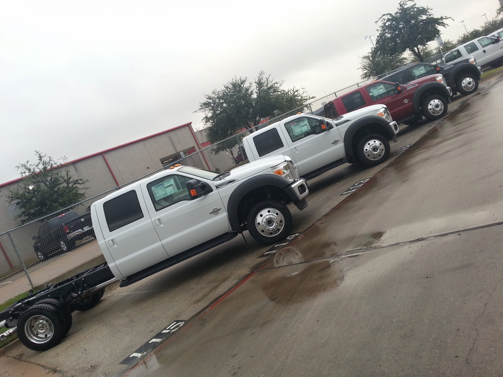 TDY Sales 8172439840 — New Ford F550 Laredo Custom Bed Hauler Truck