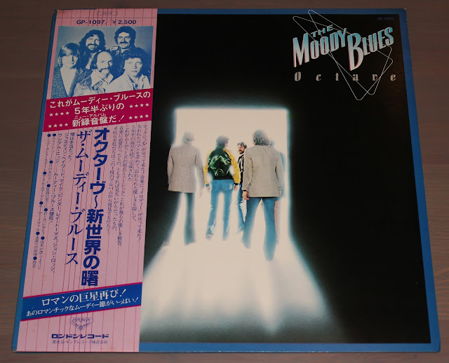 THE MOODY BLUES Octave