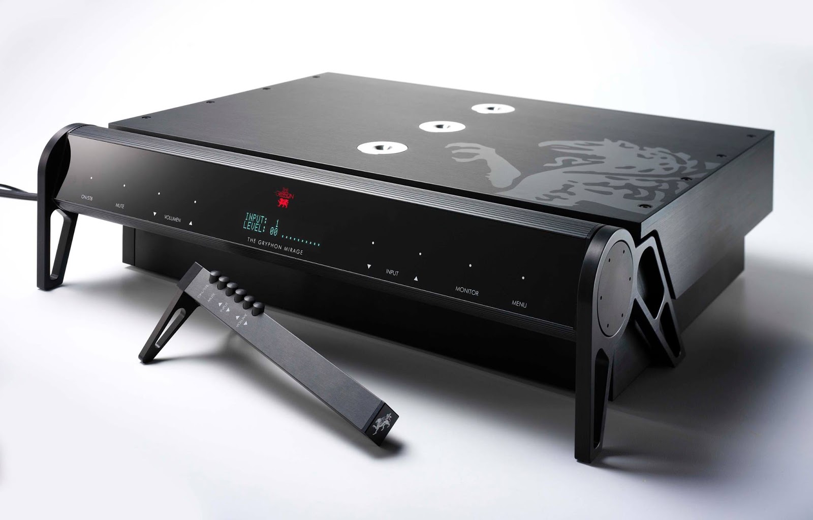 Mono and Stereo HighEnd Audio Magazine Gryphon Audio Designs Mirage preamplifier