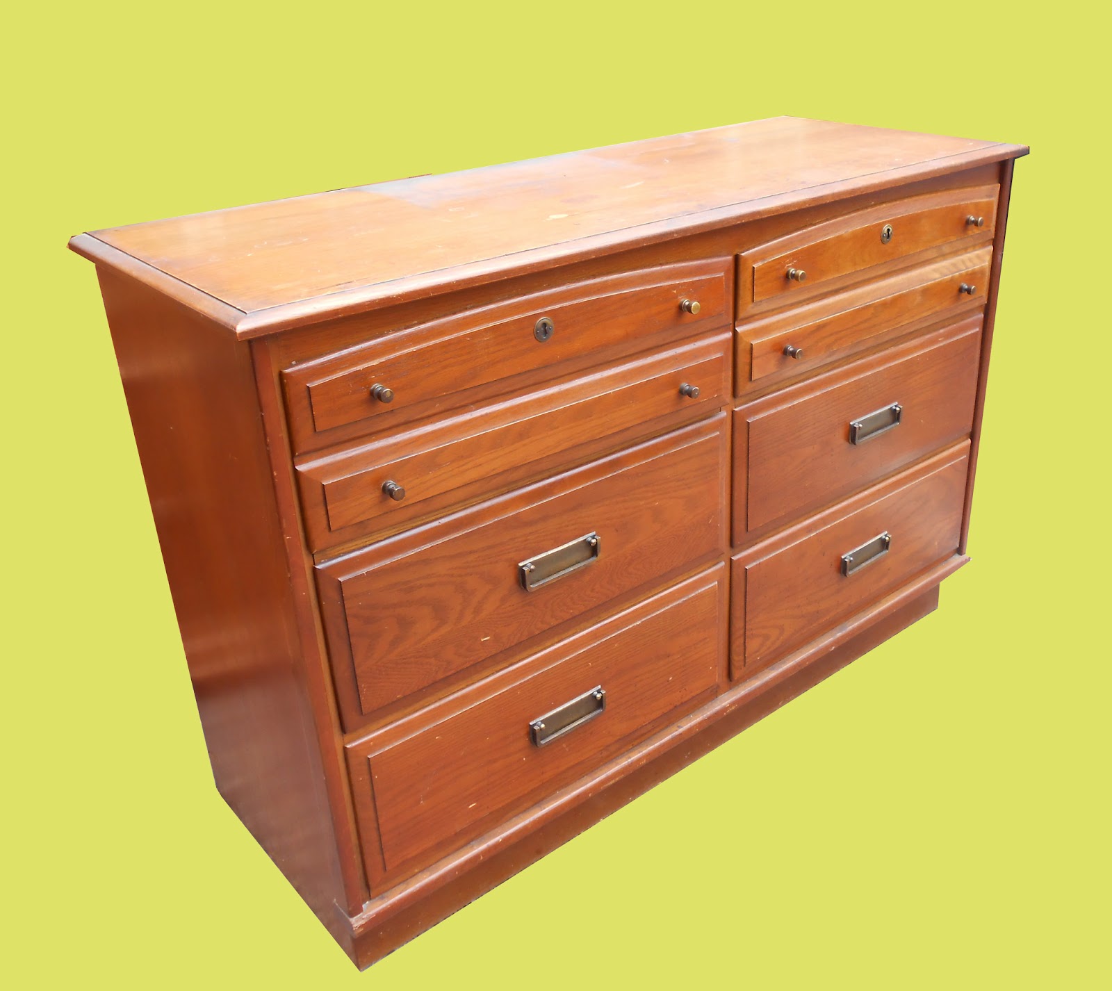 Uhuru Furniture Collectibles Vintage Honey Oak Dresser Sold