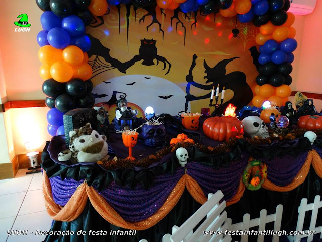Halloween - Decoração tradicional luxo - Detalhes imagem 03 Tema Halloween - mesa ornamentada para aniversário infantil