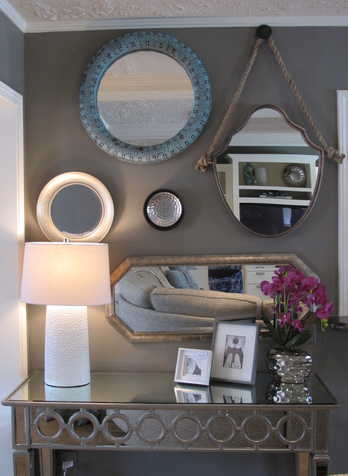 Christie Chase 368...mirror grouping