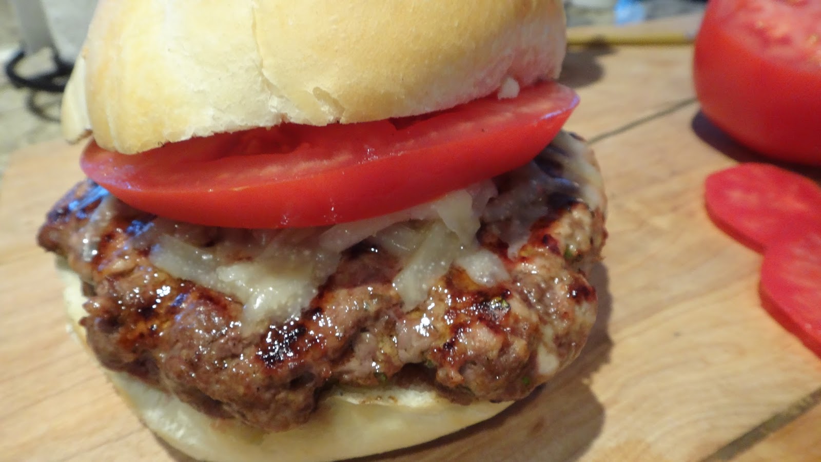 Tomato Sauce Burgers there is sauce in them burgers! « I WANT TO COOK THAT