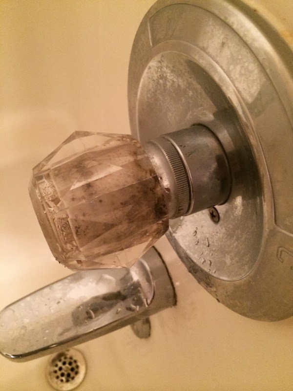 Handy in KS: How to Clean a Faucet Handle Globe Handy in KS: How to Clean a Faucet Handle Globe