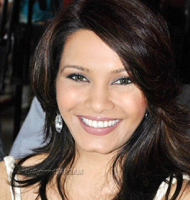 Diana Hayden hot phot