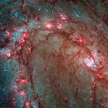 M83 bandnaam herkomst - Star_birth_in_Messier_83_(captured_by_the_Hubble_Space_Telescope) M83 bandnaam uitleg - Star_birth_in_Messier_83_(captured_by_the_Hubble_Space_Telescope)