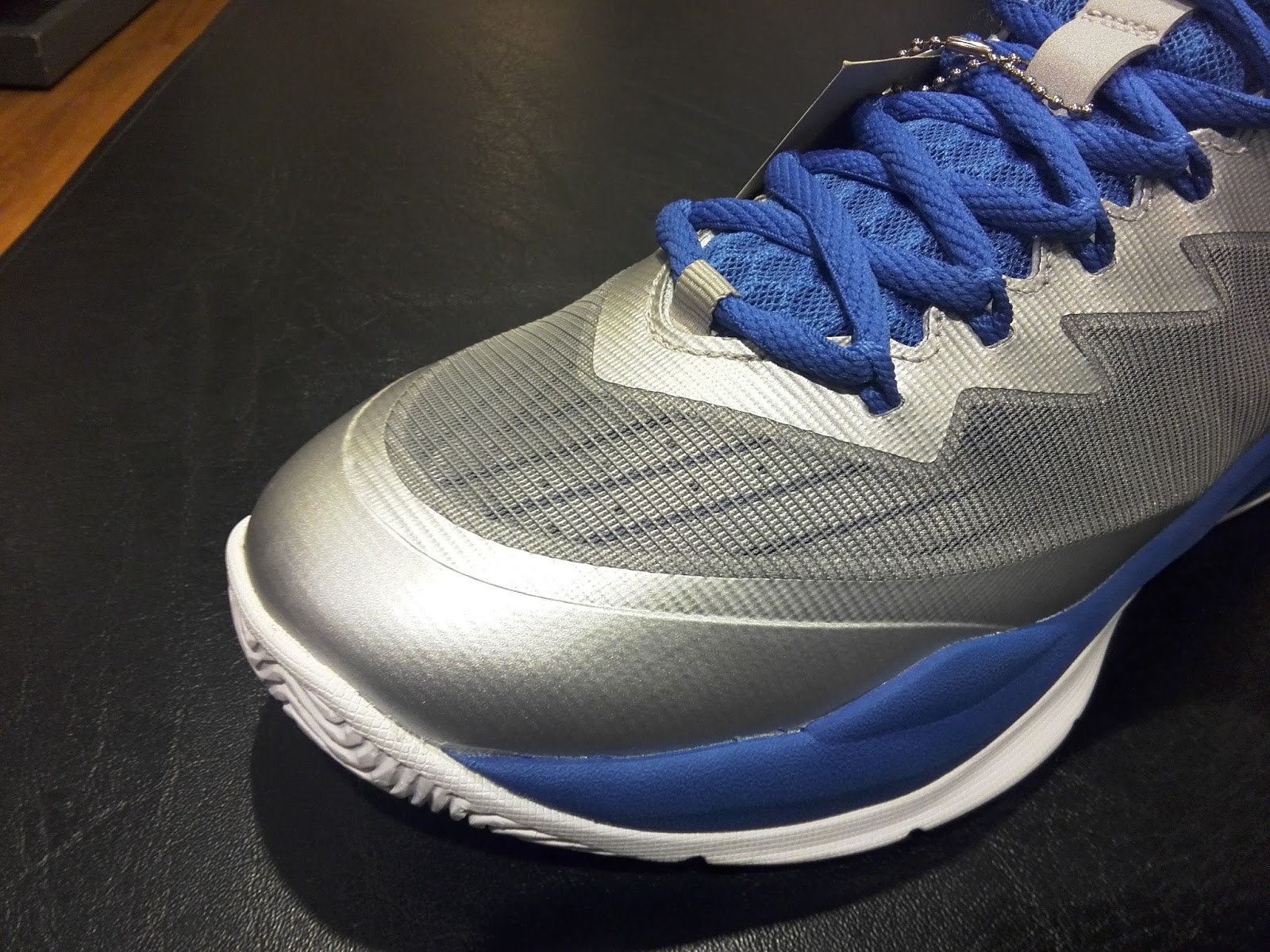 Spotted Chandler Parsons� shoe with Anta Spotted Chandler Parsons� shoe with Anta