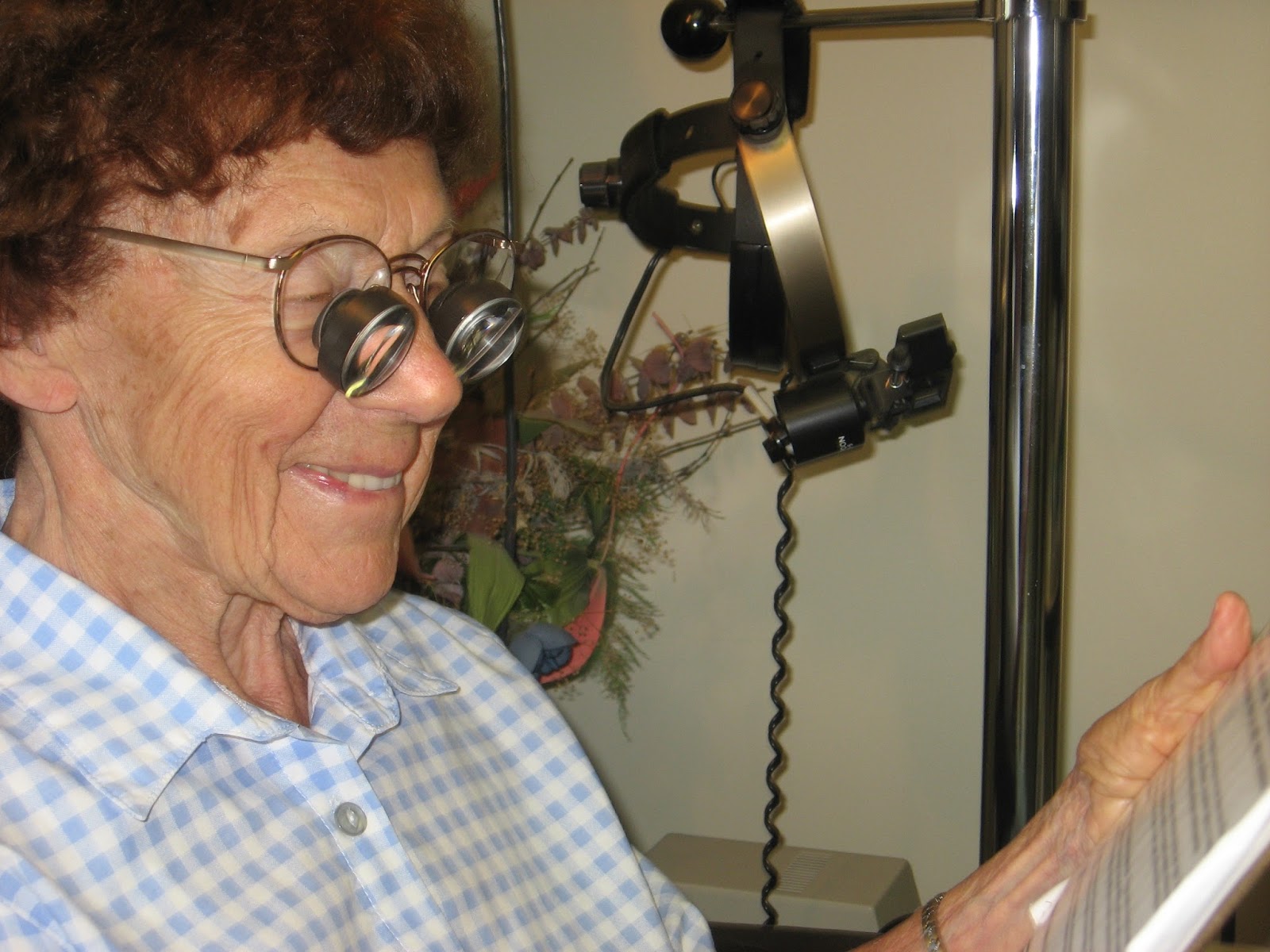 Low Vision Eyeglasses Facts About Macular