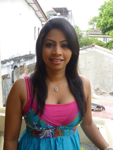 Srilankan Hot Girls