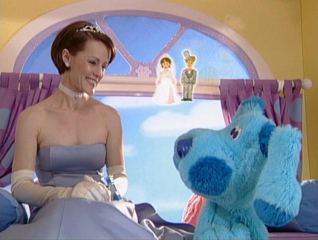 Jenna's Happy Place: Pop Culture Theory 1 (PCT1): All Good Cinderellas