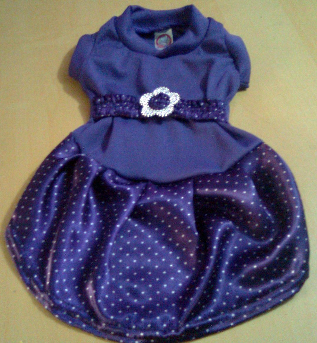 http://2.bp.blogspot.com/-2LD9zi8mg8M/TmE5B0wf97I/AAAAAAAAAmM/B90C86LFgl0/s1600/vestido%2Bver%25C3%25A3o%2Broxo.jpg
