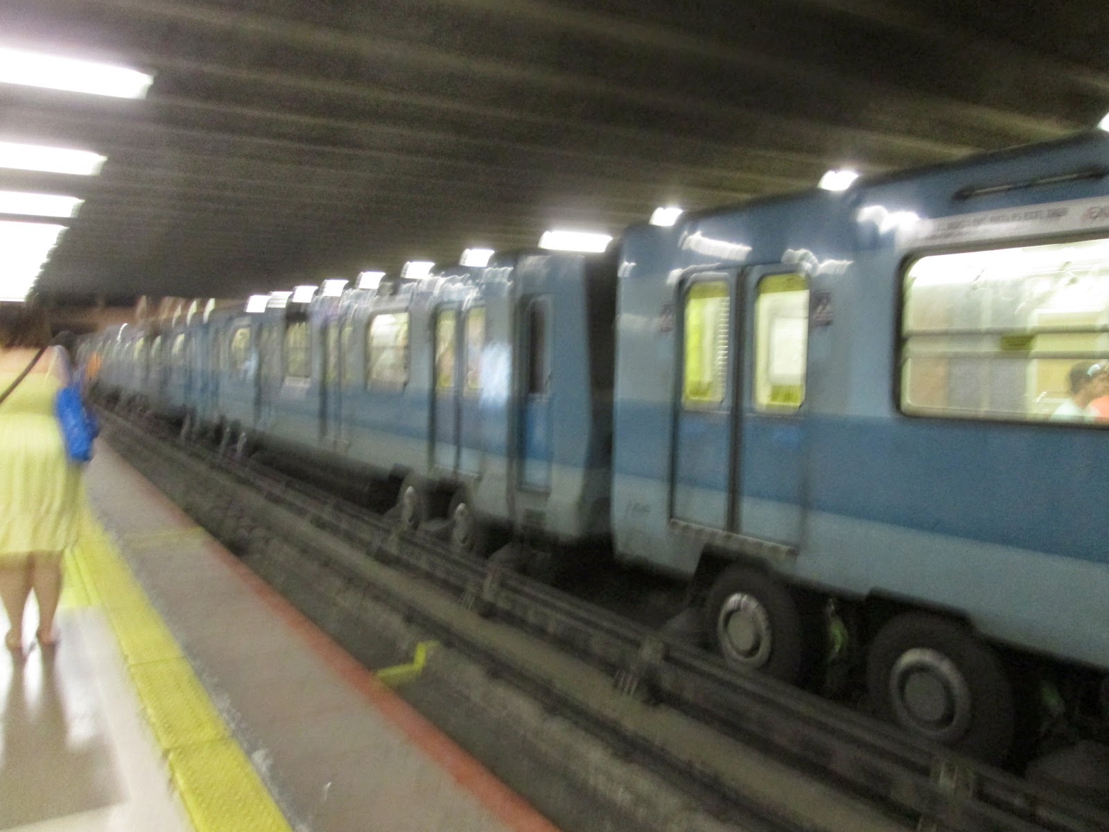 Metro de Santiago 20012015