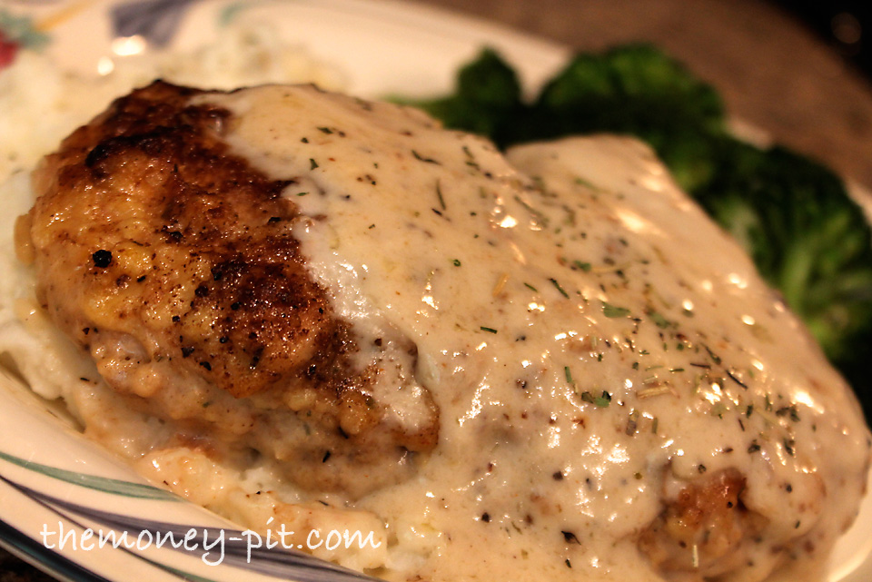 How do you make smothered pork chops?