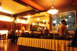 Suasana Malam di RM Borobudur