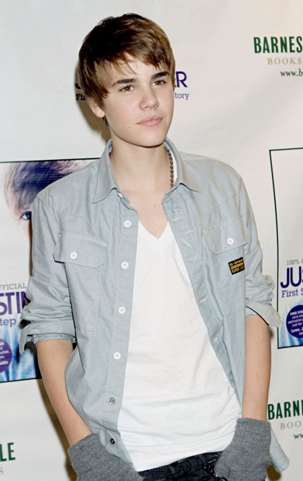 justin bieber pictures 2011 new haircut. justin bieber new haircut 2011