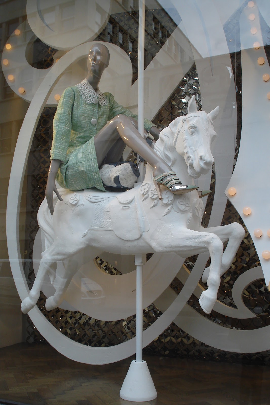 The Bijoux Editrix: Louis Vuitton Loving - 'Carousel Horse White