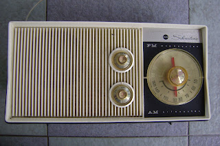 Sears Silvertone Model2021 tube radio ( Used ) Sold Sears+radio+front